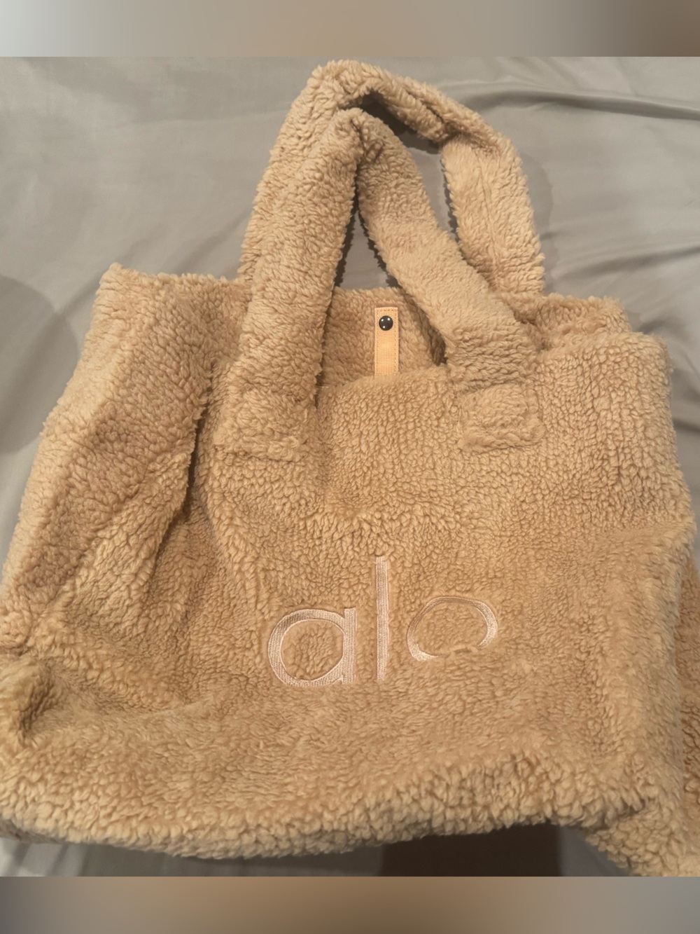ALO Yoga Kids Tan Sherpa Tote Hoodie - Soft Camel Fleece